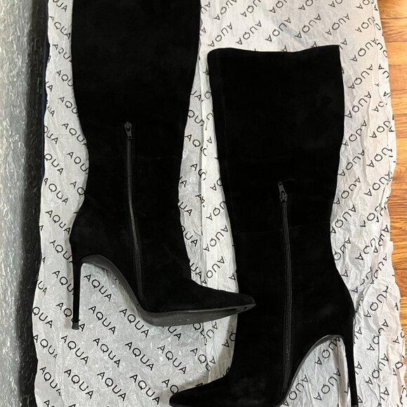 AQUA for Bloomingdales Suede Stiletto Boots with Box - Picture 2 of 3